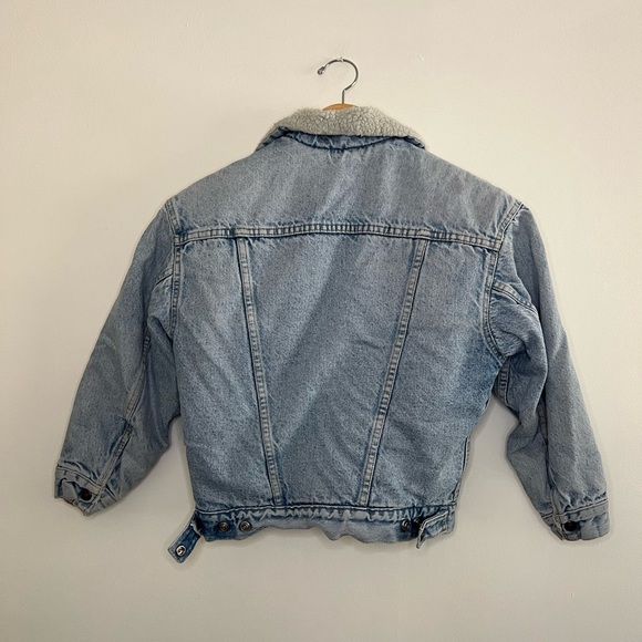 Vintage 80s Levi’s Sherpa Lined Denim Jacket - Picture 3 of 6